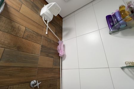 Apartamento à venda com 69m², 3 quartos e 2 vagas Apartamento à venda com 69m², 3 quartos e 2 vagasBanheiro da Suíte