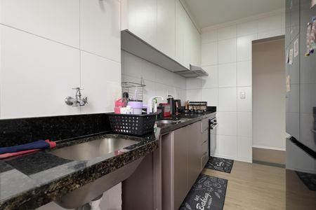 Apartamento à venda com 69m², 3 quartos e 2 vagas Apartamento à venda com 69m², 3 quartos e 2 vagasCozinha e Área de Serviço