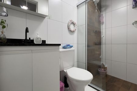 Apartamento à venda com 69m², 3 quartos e 2 vagas Apartamento à venda com 69m², 3 quartos e 2 vagasBanheiro da Suíte