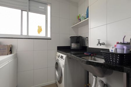 Apartamento à venda com 69m², 3 quartos e 2 vagas Apartamento à venda com 69m², 3 quartos e 2 vagasCozinha e Área de Serviço