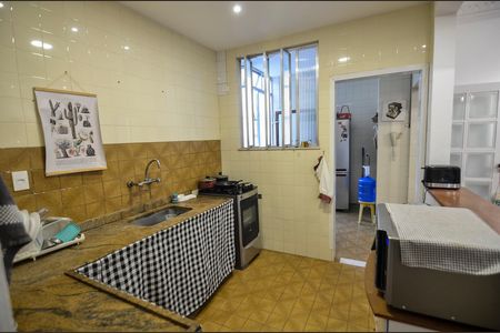 Apartamento para alugar com 120m², 3 quartos e sem vagaCozinha