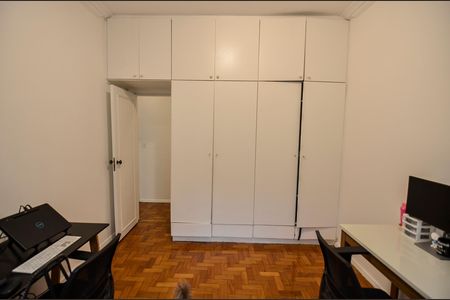 Apartamento para alugar com 120m², 3 quartos e sem vagaQuarto 2