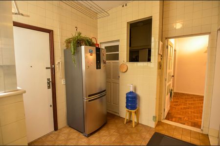 Apartamento para alugar com 120m², 3 quartos e sem vagaÁrea de Serviço