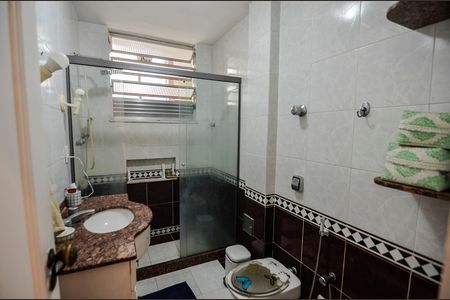 Apartamento para alugar com 120m², 3 quartos e sem vagaBanheiro