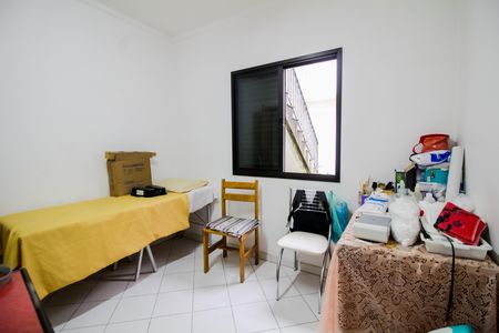 Casa à venda com 220m², 4 quartos e 5 vagas Casa à venda com 220m², 4 quartos e 5 vagasQuarto de Serviço - Suite 2