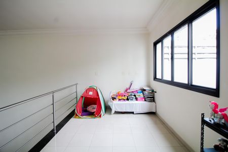 Casa à venda com 220m², 4 quartos e 5 vagas Casa à venda com 220m², 4 quartos e 5 vagasSuite 1