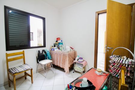 Casa à venda com 220m², 4 quartos e 5 vagas Casa à venda com 220m², 4 quartos e 5 vagasQuarto de Serviço - Suite 2