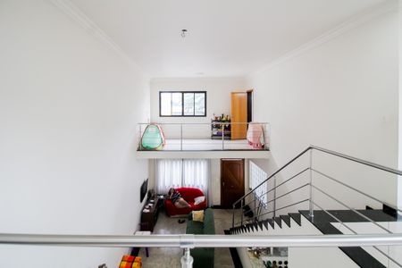 Casa à venda com 220m², 4 quartos e 5 vagas Casa à venda com 220m², 4 quartos e 5 vagasCorredores 2º Piso
