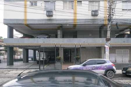Apartamento para alugar com 68m², 2 quartos e 1 vaga