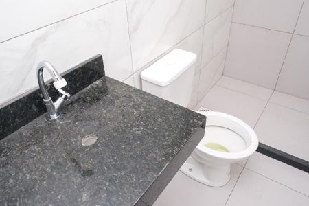 Apartamento para alugar com 68m², 2 quartos e 1 vaga Apartamento para alugar com 68m², 2 quartos e 1 vagaBanheiro