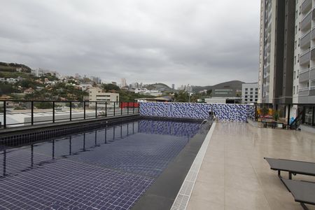 Apartamento à venda com 54m², 2 quartos e 1 vagaÁrea comum - Piscina
