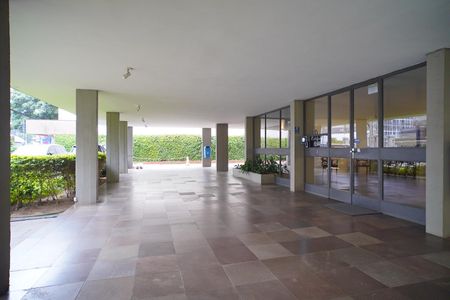 Apartamento para alugar com 155m², 3 quartos e 2 vagas Apartamento para alugar com 155m², 3 quartos e 2 vagasÁrea comum
