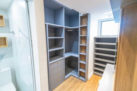 Apartamento para alugar com 120m², 3 quartos e 2 vagas Apartamento para alugar com 120m², 3 quartos e 2 vagasCloset