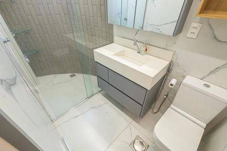 Apartamento para alugar com 120m², 3 quartos e 2 vagas Apartamento para alugar com 120m², 3 quartos e 2 vagasSuite