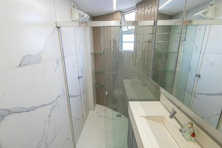 Apartamento para alugar com 120m², 3 quartos e 2 vagas Apartamento para alugar com 120m², 3 quartos e 2 vagasSuite