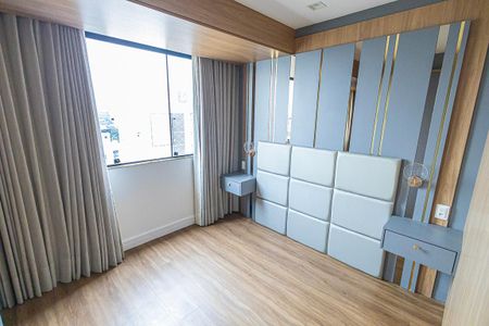 Apartamento para alugar com 120m², 3 quartos e 2 vagas Apartamento para alugar com 120m², 3 quartos e 2 vagasQuarto 1/ closet/ suite