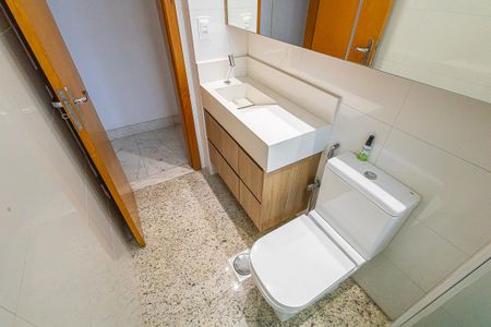 Apartamento para alugar com 120m², 3 quartos e 2 vagas Apartamento para alugar com 120m², 3 quartos e 2 vagasBanheiro