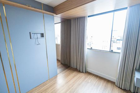 Apartamento para alugar com 120m², 3 quartos e 2 vagas Apartamento para alugar com 120m², 3 quartos e 2 vagasQuarto 1/ closet/ suite