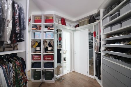 Apartamento à venda com 200m², 3 quartos e 2 vagasQuarto 1 - Suíte