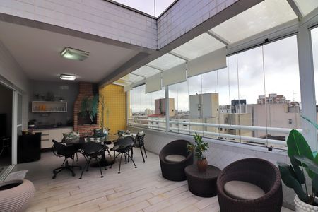Apartamento à venda com 200m², 3 quartos e 2 vagasEspaço Gourmet Cobertura 