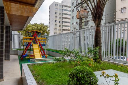 Apartamento à venda com 200m², 3 quartos e 2 vagasÁrea comum - Playground