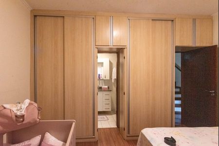 Casa à venda com 202m², 4 quartos e 3 vagasSuíte