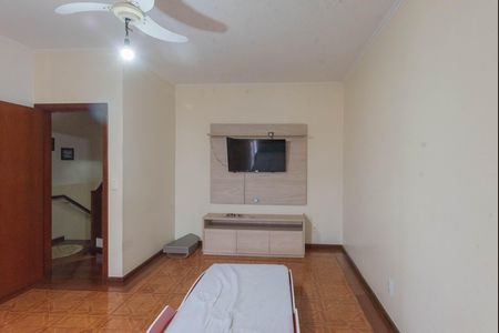 Casa à venda com 202m², 4 quartos e 3 vagasQuarto 2