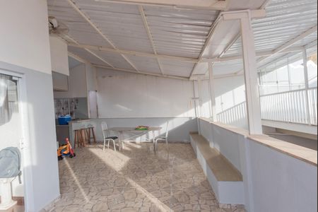 Casa à venda com 202m², 4 quartos e 3 vagasChurrasqueira