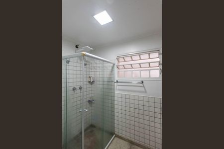 Casa à venda com 202m², 4 quartos e 3 vagasBanheiro 2
