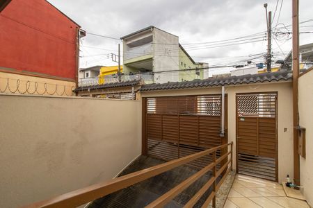Casa para alugar com 170m², 2 quartos e 6 vagas Casa para alugar com 170m², 2 quartos e 6 vagasEntrada