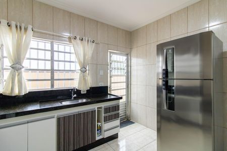 Casa para alugar com 170m², 2 quartos e 6 vagas Casa para alugar com 170m², 2 quartos e 6 vagasCozinha