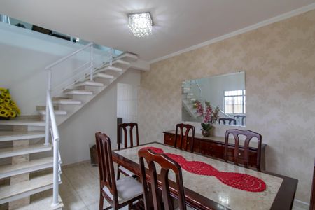 Sala de casa para alugar com 2 quartos, 170m² em Jardim Jovaia, Guarulhos