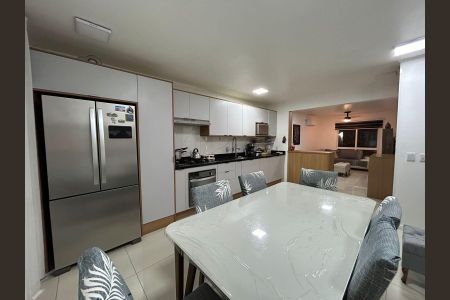 Casa de condomínio para alugar com 80m², 2 quartos e 2 vagasCozinha