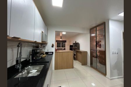 Casa de condomínio para alugar com 80m², 2 quartos e 2 vagasCozinha