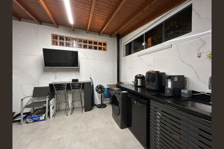 Casa de condomínio para alugar com 80m², 2 quartos e 2 vagasÁrea de serviço