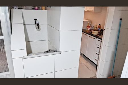 Apartamento para alugar com 76m², 2 quartos e sem vaga