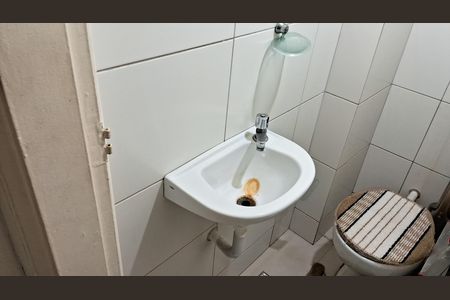Apartamento para alugar com 76m², 2 quartos e sem vaga