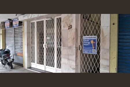 Apartamento para alugar com 76m², 2 quartos e sem vaga