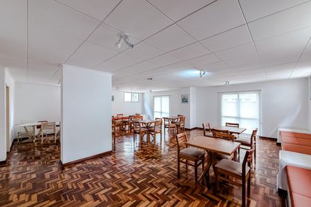 Apartamento à venda com 74m², 2 quartos e 1 vaga Apartamento à venda com 74m², 2 quartos e 1 vagaÁrea comum - Salão de festas