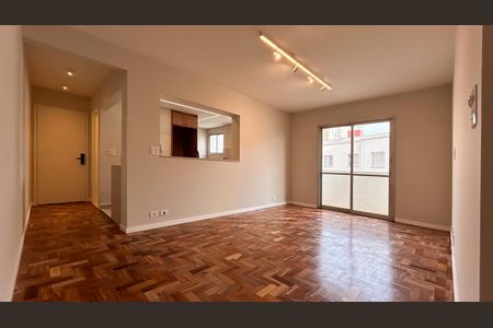 Apartamento à venda com 74m², 2 quartos e 1 vaga Apartamento à venda com 74m², 2 quartos e 1 vagaQuarto