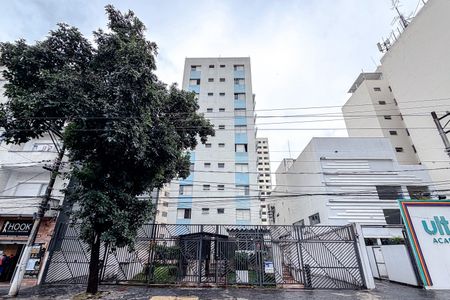 Apartamento à venda com 74m², 2 quartos e 1 vaga Apartamento à venda com 74m², 2 quartos e 1 vagaFachada com Plaquinha