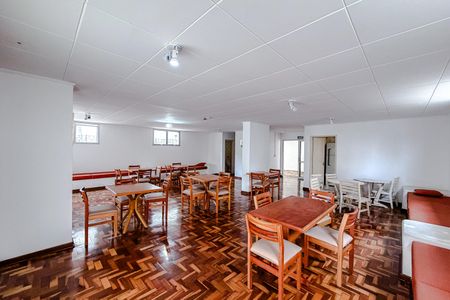 Apartamento à venda com 74m², 2 quartos e 1 vaga Apartamento à venda com 74m², 2 quartos e 1 vagaÁrea comum - Salão de festas