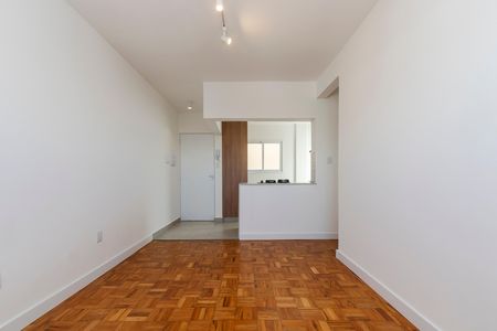 Apartamento à venda com 70m², 2 quartos e 1 vaga Apartamento à venda com 70m², 2 quartos e 1 vagaSala