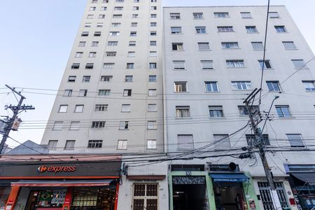 Fachada de apartamento à venda com 2 quartos, 70m² em Cambuci, São Paulo