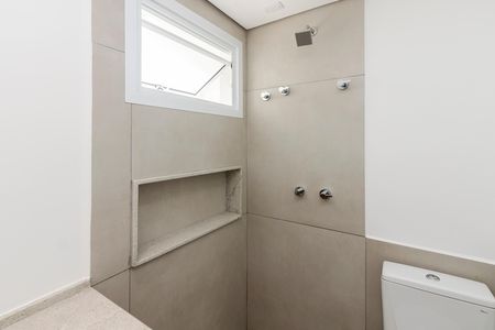 Banheiro de apartamento à venda com 2 quartos, 70m² em Cambuci, São Paulo