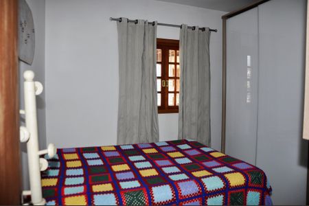 Casa à venda com 255m², 3 quartos e 2 vagas Casa à venda com 255m², 3 quartos e 2 vagasDetalhe - Quarto 02