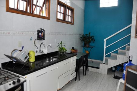 Casa à venda com 255m², 3 quartos e 2 vagas Casa à venda com 255m², 3 quartos e 2 vagasDetalhe - Cozinha