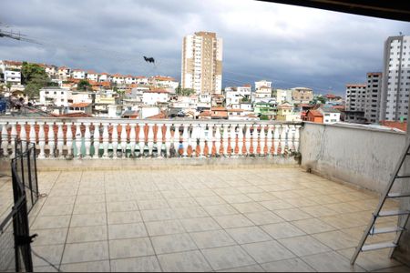 Casa à venda com 255m², 3 quartos e 2 vagas Casa à venda com 255m², 3 quartos e 2 vagasDetalhe - Varanda