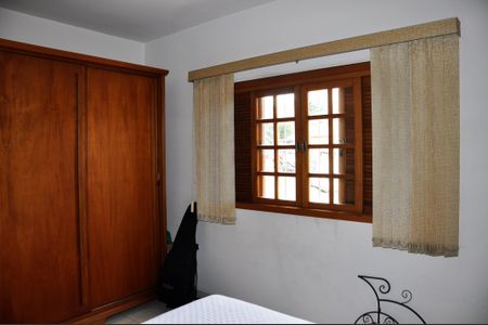 Casa à venda com 255m², 3 quartos e 2 vagas Casa à venda com 255m², 3 quartos e 2 vagasDetalhe - Quarto 01