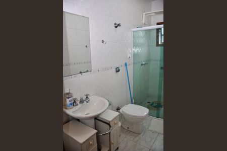 Casa à venda com 255m², 3 quartos e 2 vagas Casa à venda com 255m², 3 quartos e 2 vagasDetalhe - Banheiro Social